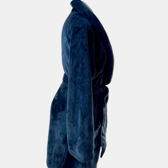 Victoria’s Secret cozy black plush logo robe with pockets size medium/large - Picture 3 of 7